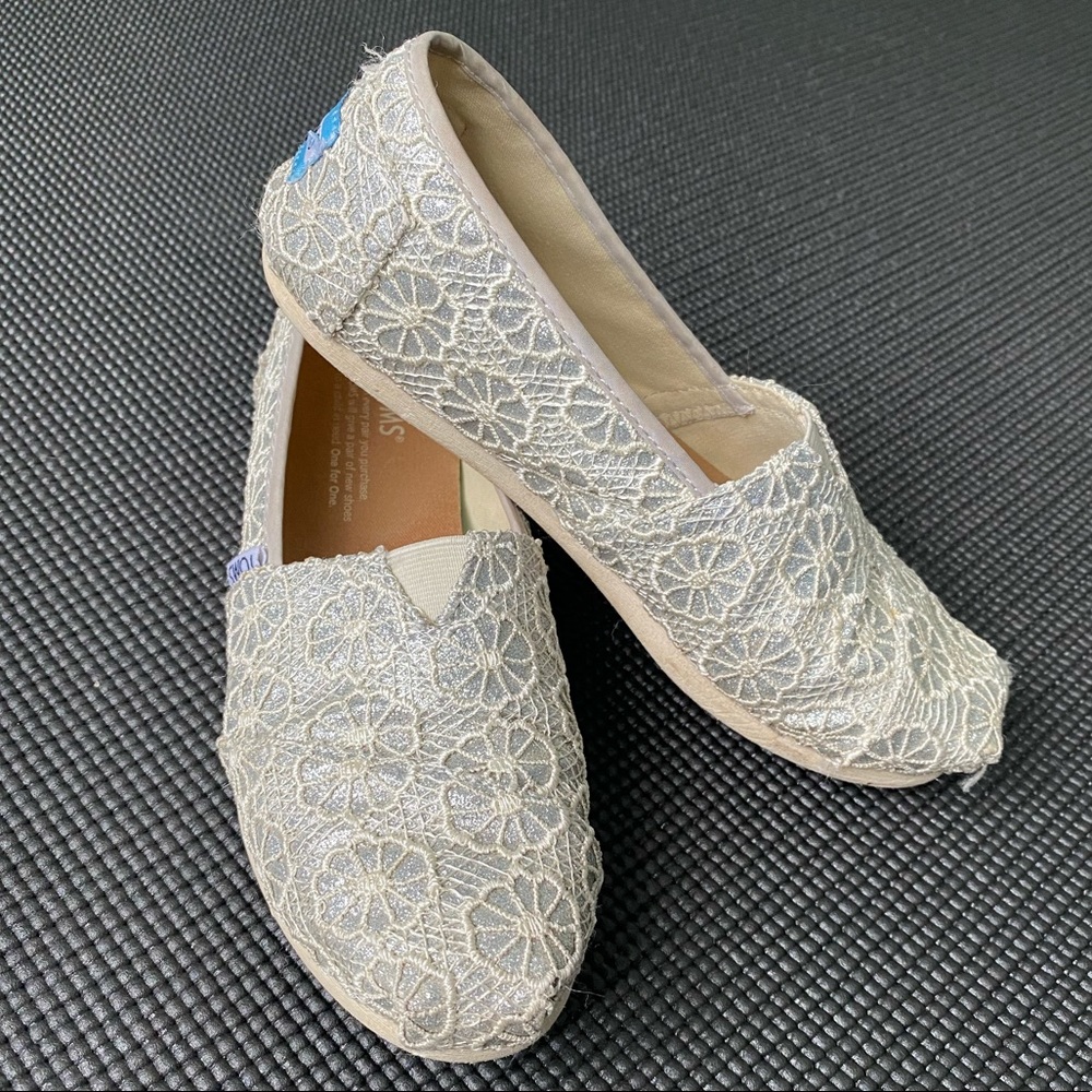 Toms silver sparkly floral women’s classics